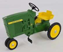 1/8 Ertl John Deere Model 20 Pedal Tractor