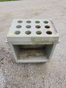 (R) Cambro Utility And Catering Carts