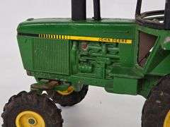 1/16 Ertl John Deere Sound Gard Tractor w/ Cab & FWA