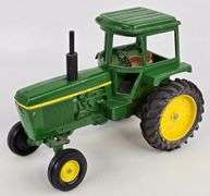 1/16 Ertl John Deere 4000 Series Sound Gard Tractor