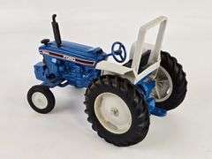 1/16 Ertl Ford 4630 Utility Tractor
