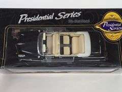 1/24 Scale Die-Cast 1956 Cadillac Presidential Parade Car