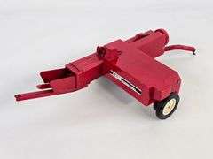 1/16 Ertl Case International Small Square Baler