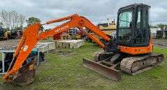 Live Walkerton Farm & Equipment consignment Auction - Day 3