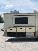 (AQ) 1996 GM Fleetwood Bounder RV