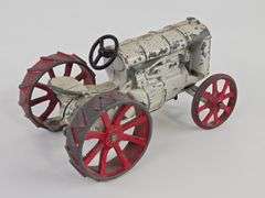 Vintage 1/16 Fordson Tractor On Steel Wheels