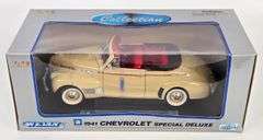1/18 Scale Die-Cast 1941 Chevrolet Special Deluxe Convertible Car