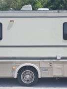 (AQ) 1996 GM Fleetwood Bounder RV