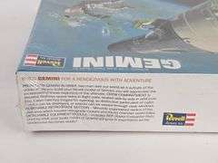 1/24 Scale Revell Gemini Space Capsule Model Kit - Sealed