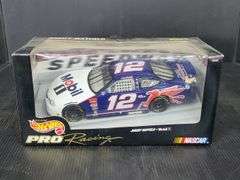 Hot Wheels Pro Racing Jeremy Mayfield, Mobil Hummer H2 SUV, And Nascar Stock Car Model Cars