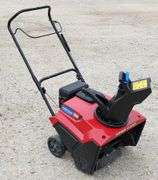 (G) Toro Power Clear 21” Single-Stage Self-Propelled Gas Snow Blower