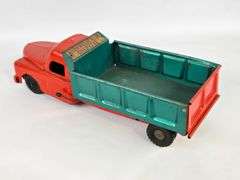 Vintage Structo Hydraulically Operated Dump Truck
