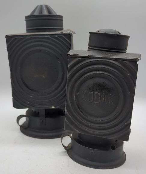 (DE) Vintage Oil lantern Red Glass for Darkroom. Approx 11" and 8".