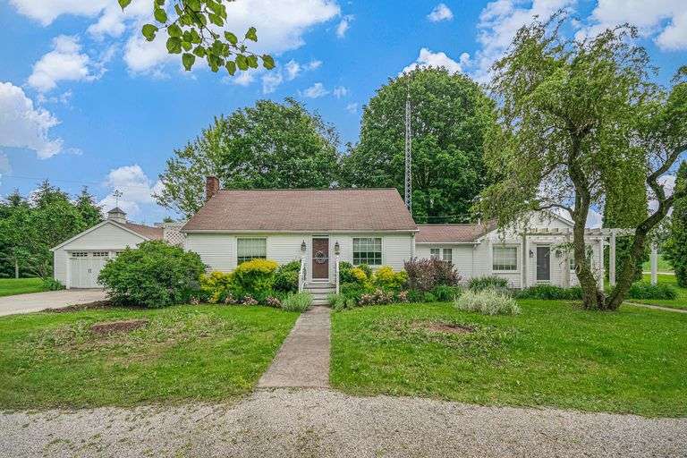 9020 N 500 E Syracuse, IN Real Estate