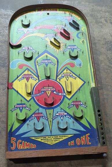 (DE) Vintage Baseball pinball Game. Approx 23" x 12".