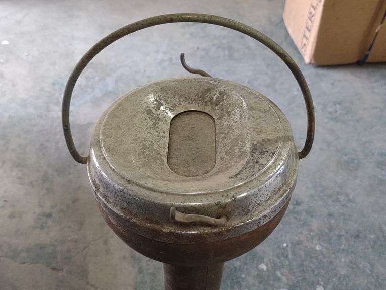 Vtg. Mid Century MCM Ashtray Stand (26" Tall)