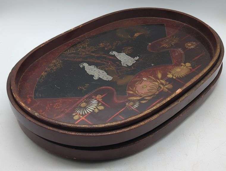 (DE) Oriental Decorative serving trays. Approx 18".