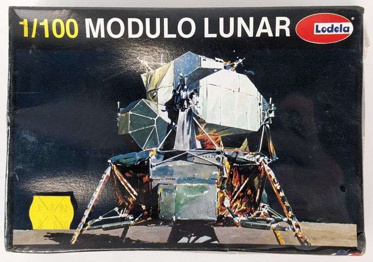 1/100 Scale Lodela Modulo Lunar Model Kit - Sealed