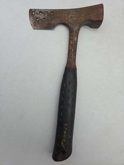 Axe String (KC) Vintage Vacu-Vise, String Axe and More - Kraft Auction Service, LLC