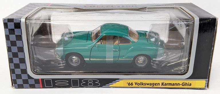 1/18 Die-Cast 1966 Volkswagen Karmann-Ghia