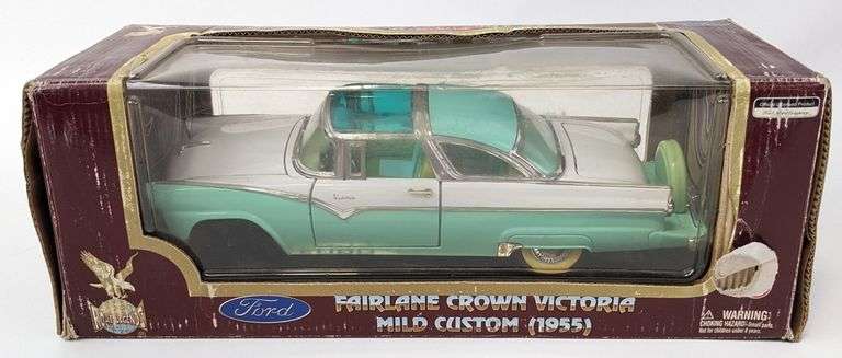 1/18 Die-Cast 1955 Fairlane Crown Victoria Mild Custom