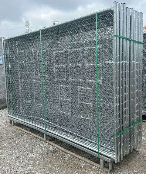 112”Wx71”L Work Site Galvanized Freestanding Chain Link Fencing