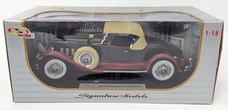 1/18 Die-Cast 1930 Packard Boattail Speedster
