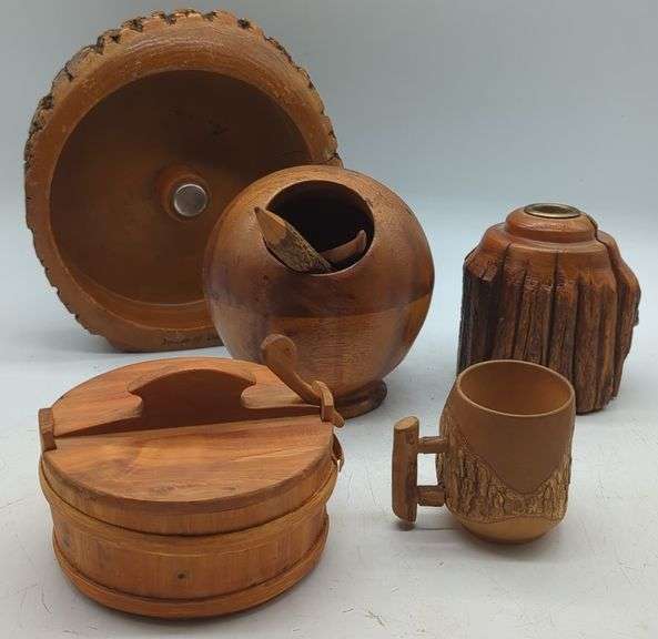 (DE)  Wooden Carved Decor including Candle holder, miniature Mug and more. Approx 8" tallest.