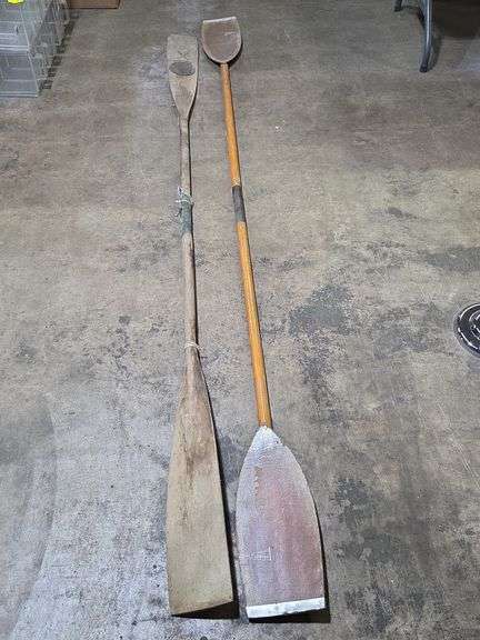 (DE) Vintage Wooden Canoeing Oars