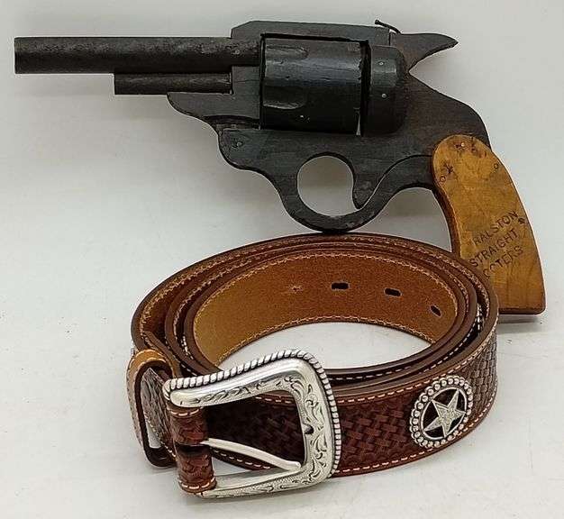 (DE) Vintage Tom Mix Ralston Shooters wooden toy pistol (9" long), and a 40" leather belt from Larry Mahan.