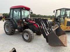 Live Walkerton Farm & Equipment consignment Auction - Day 3