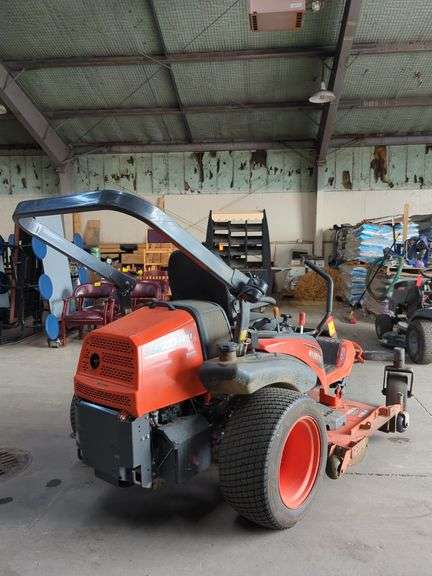 Kubota ZD 1211 Zero Turn Mower