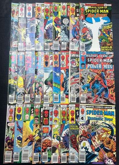 (J) Marvel Comics Marvel Team-Up Comic Books Featuring Spider-Man.
