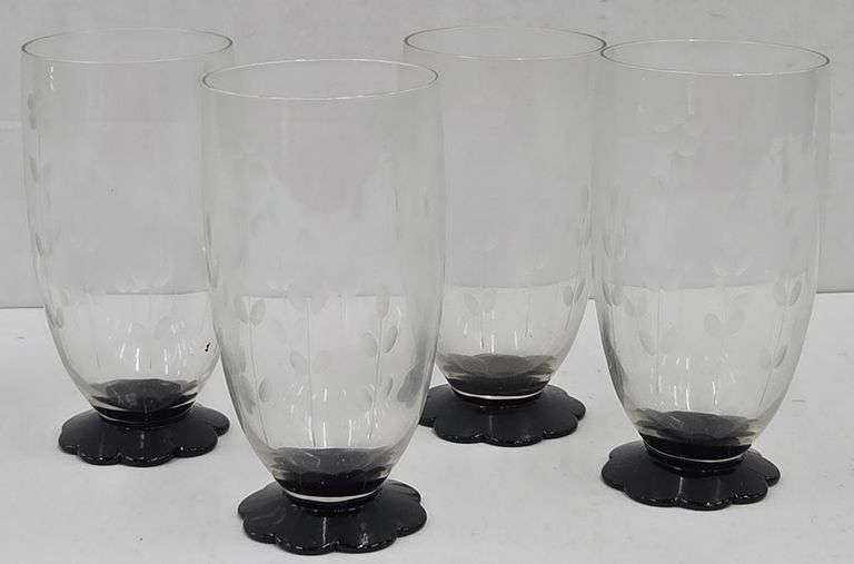 (Q) 4 MCM Black Lily Pad Etched Tumblers