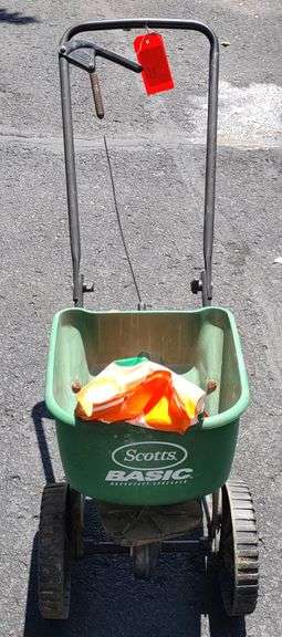 Scotts Basic Broadcast Spreader & Lawn Fungal Control