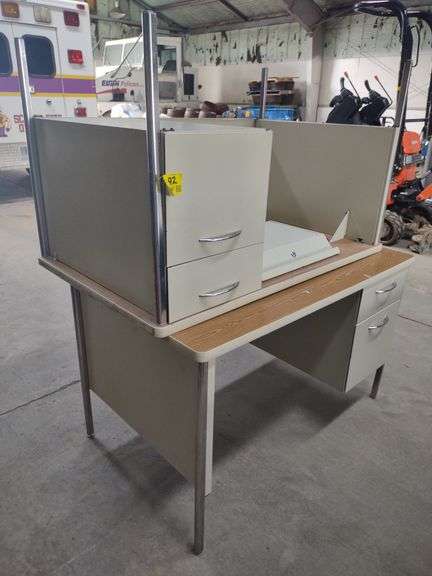 Pedestal Wood Grain Top Desks w/ 3 Drawers