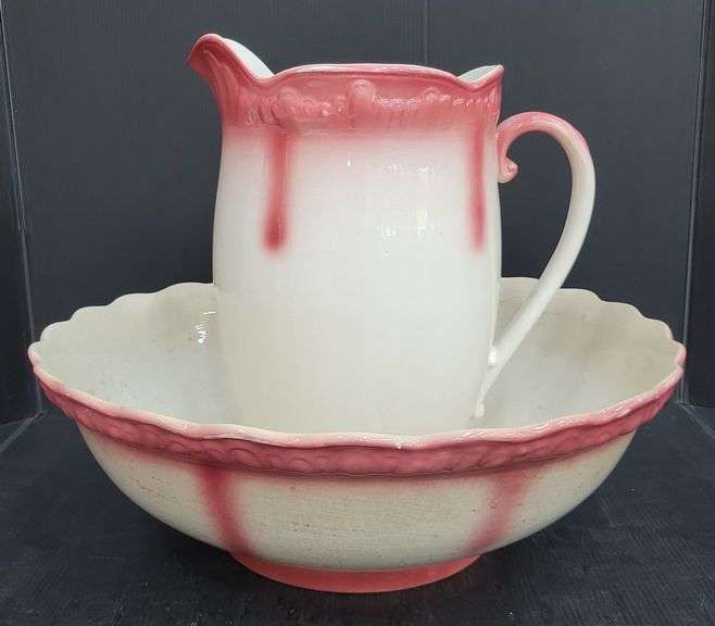 (Q) Vintage NHP Matching Wash Basin And Water Pitcher