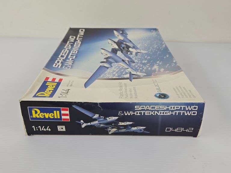 1/144 Scale Revell Spaceship Two & White Knight Two Model Kit - Sealed