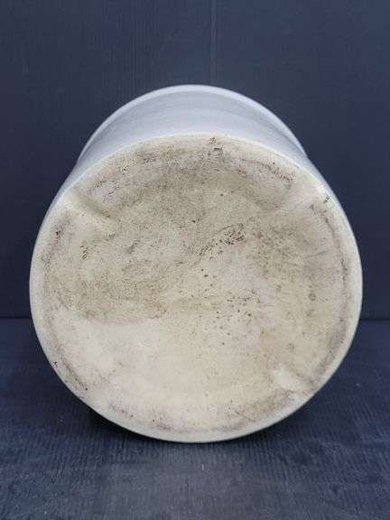 (Q) Vintage 2 Gallon Stoneware Crock