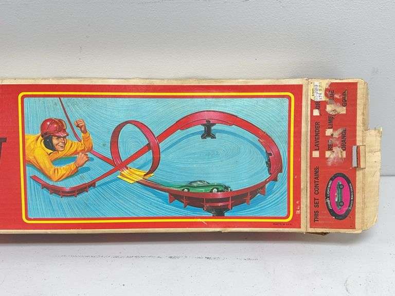 Vintage Johnny Lightning Super Loop Set with Box