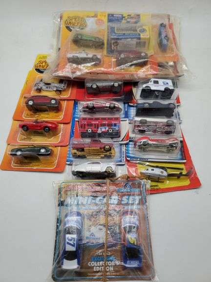 (GH)(16)Speed wheels, hot wheels, and more