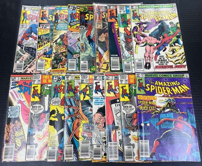 (J) Marvel The Amazing Spider-Man Comic Books.