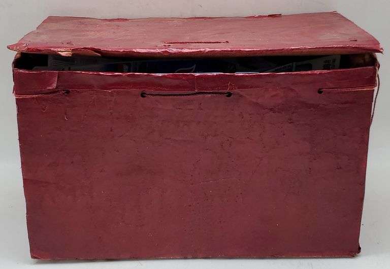 (GH)(39)Box of Hotwheels