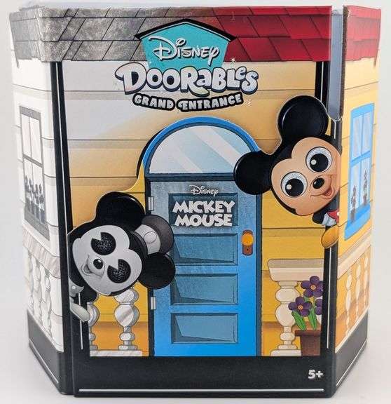 2023 Just Play Disney Doorables Grand Entrance Mickey Mouse Figure Set NIB