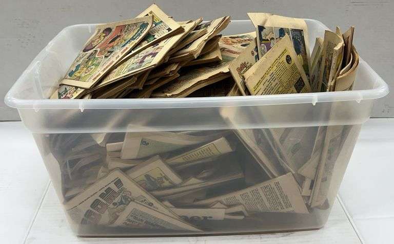 (J) Tote Of Coverless Comic Books.