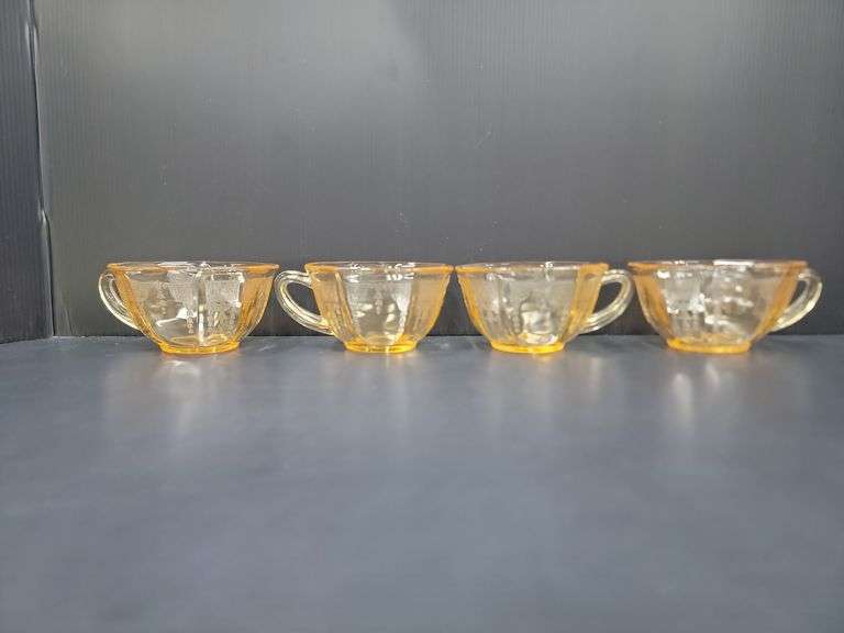 (Q) Topaz Depression Glass - Anchor Hocking Cameo Ballerina - Tea Cups