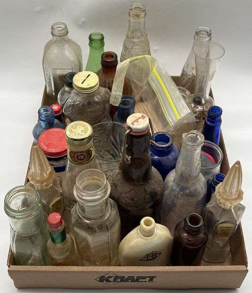 (GH) Vintage Glass Bottles