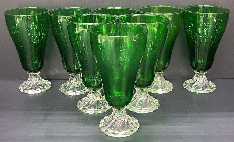 (Q) Set Of 8 Anchor Hocking Forest Green "Burple" Footed Goblets