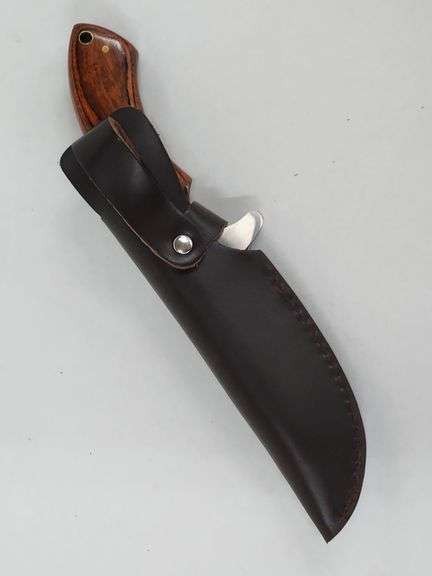 (II)  Timber Wolf German Stainless Steel Hunting Knife With Sheath
