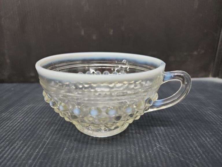 (Q) Anchor Hocking Moonstone Opalescent Hobnail Cups